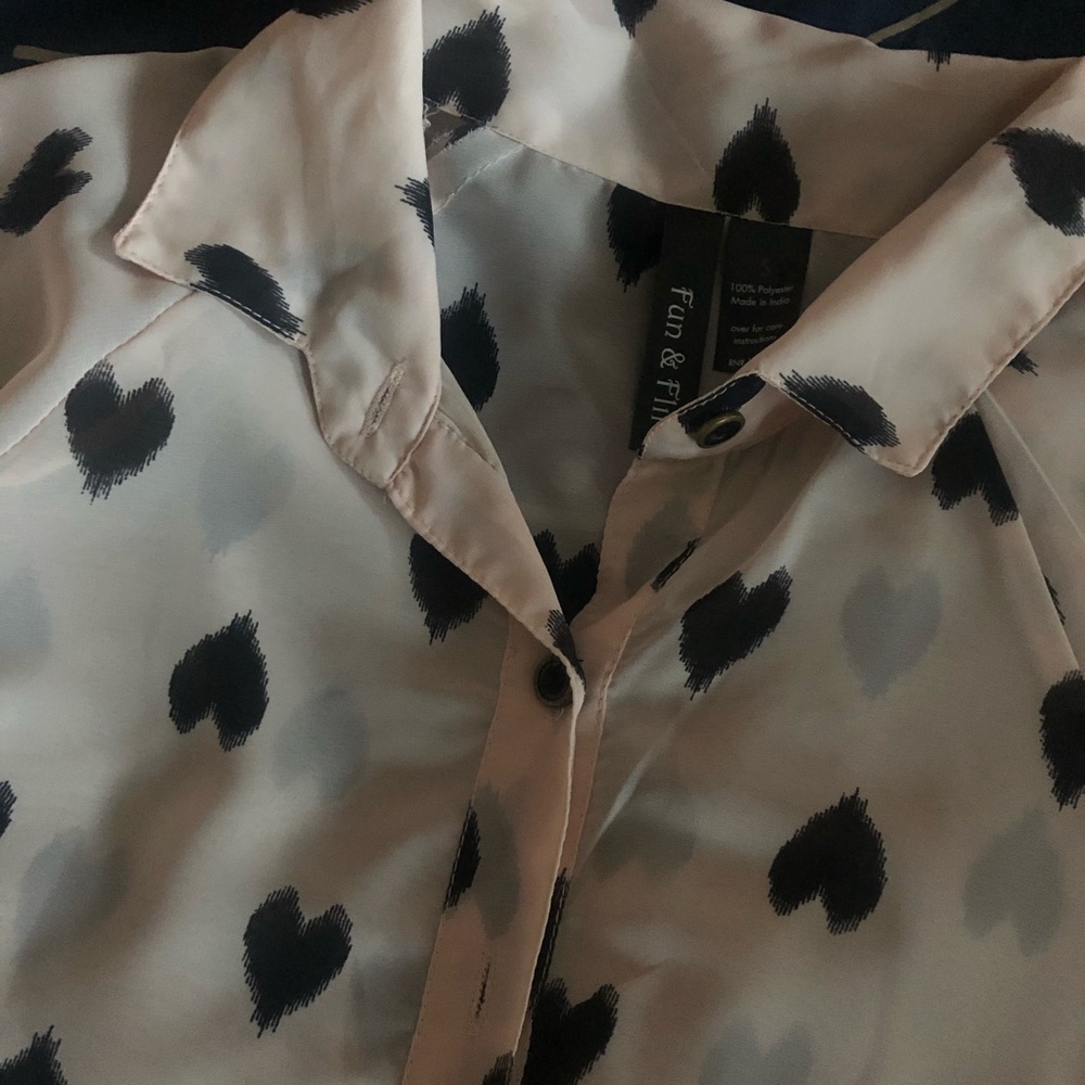 Heart mesh button down - Picture 3 of 5